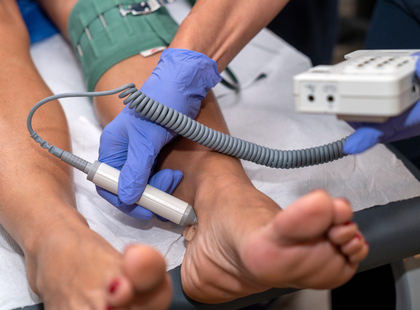 Blood pressure measurement from the popliteal artery leg, Ankle